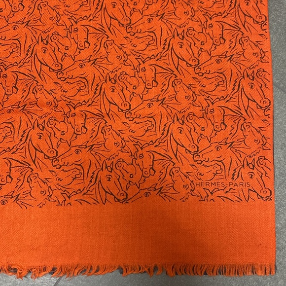 Authentic Hermes Silk and Cashmere Skinny Stole - Picture 2 of 3